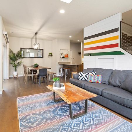 유진 The Pendleton - Walkable - Arcade Loft - Modern- Light & Bright 빌라 외부 사진