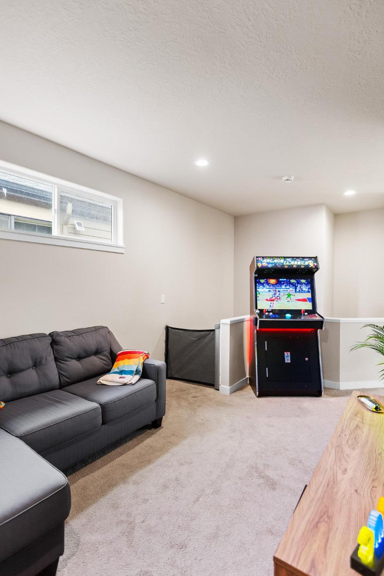 유진 The Pendleton - Walkable - Arcade Loft - Modern- Light & Bright 빌라 외부 사진